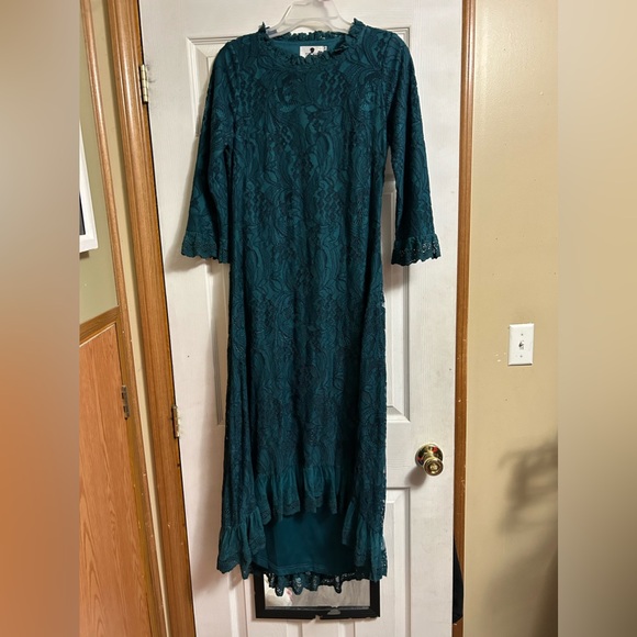 Dainty Jewells high-low dress! - Picture 4 of 5